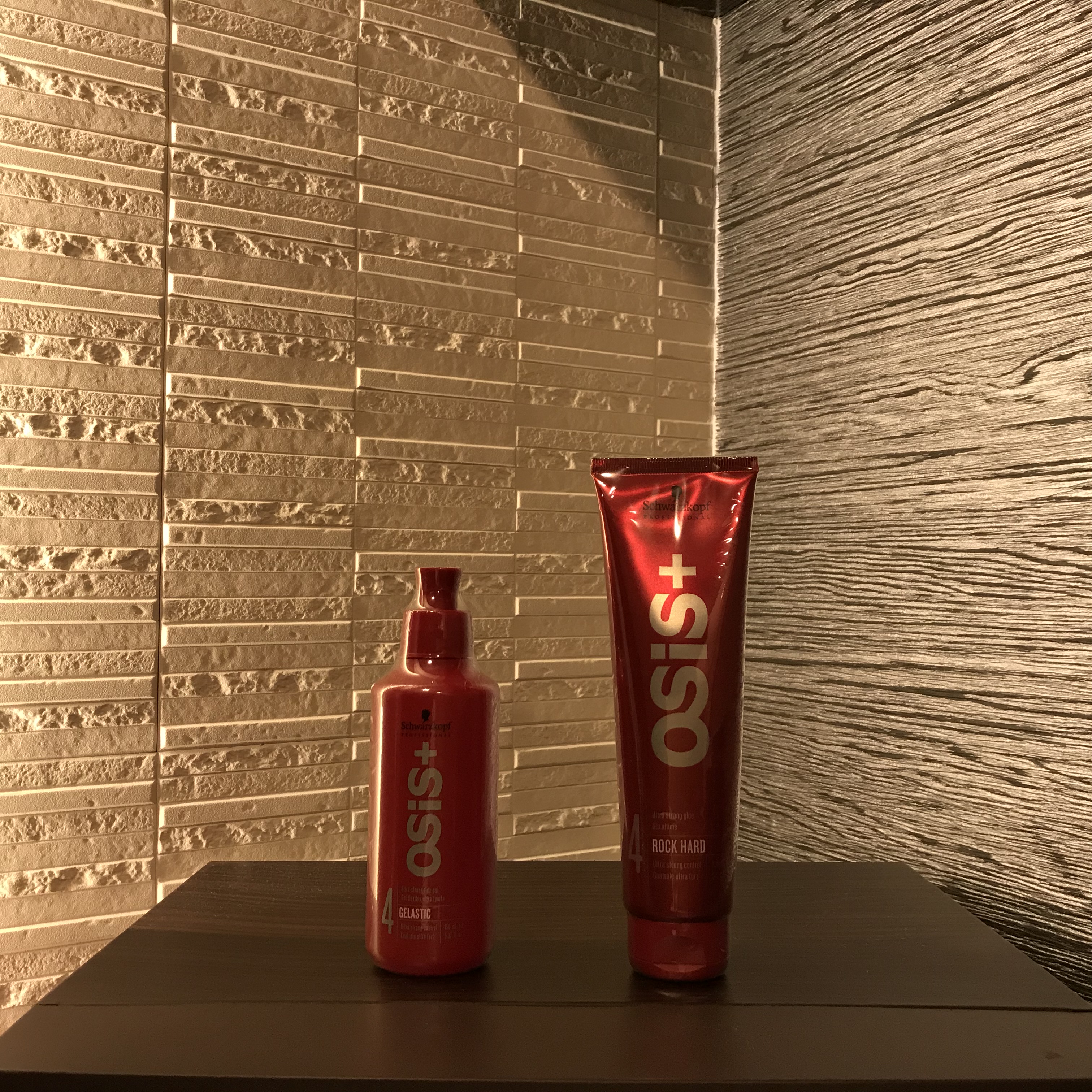 新しいジェル ワックス仕入れました