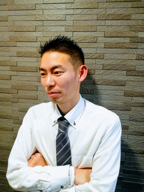 電話、WEB予約に対応しております！