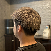 【REIKA】ツーブロック×シルバー